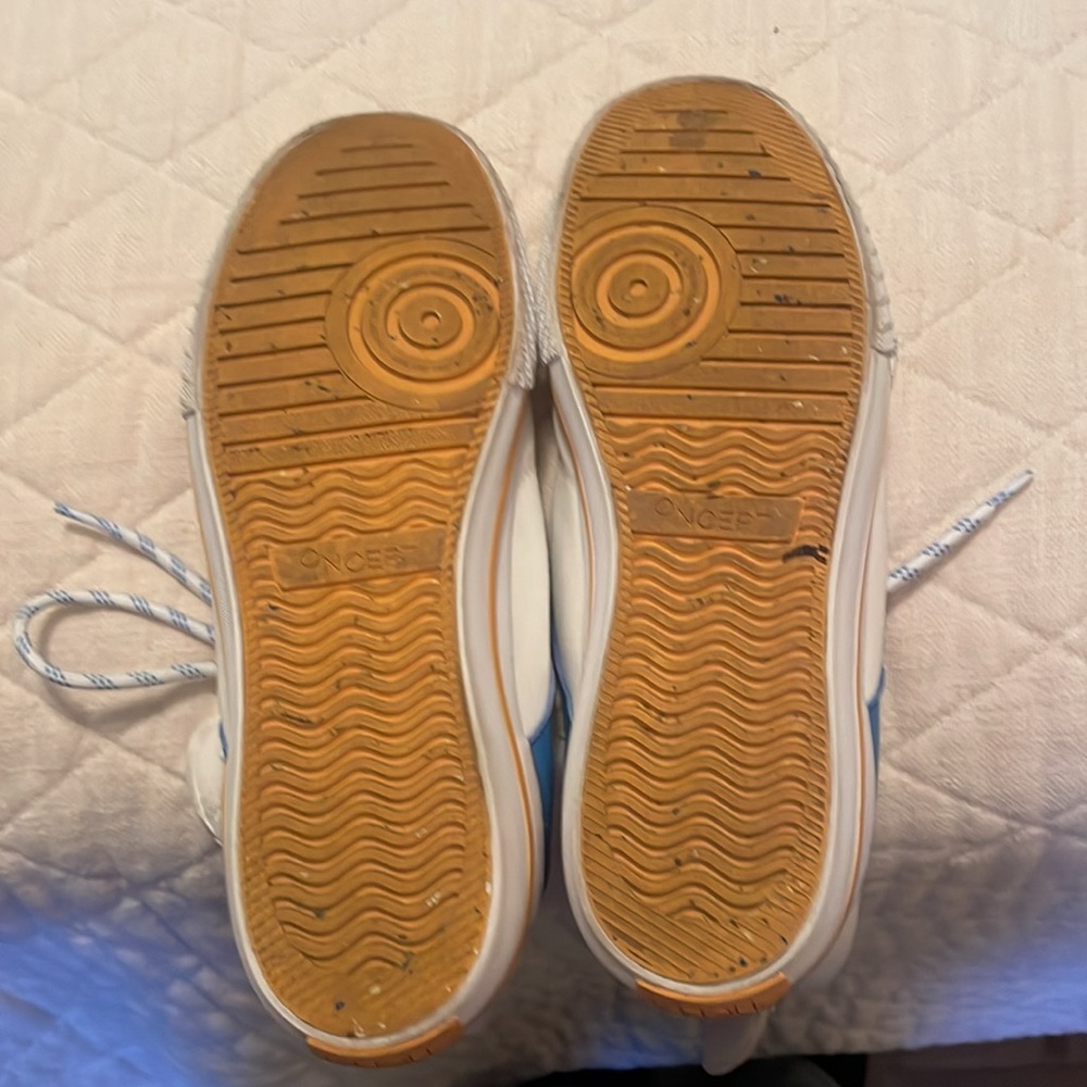ONCEPT NYC size 8 blue/yellow/whote high tops - Picture 6 of 7